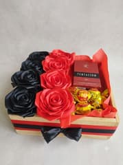 Flores, bombones y perfume